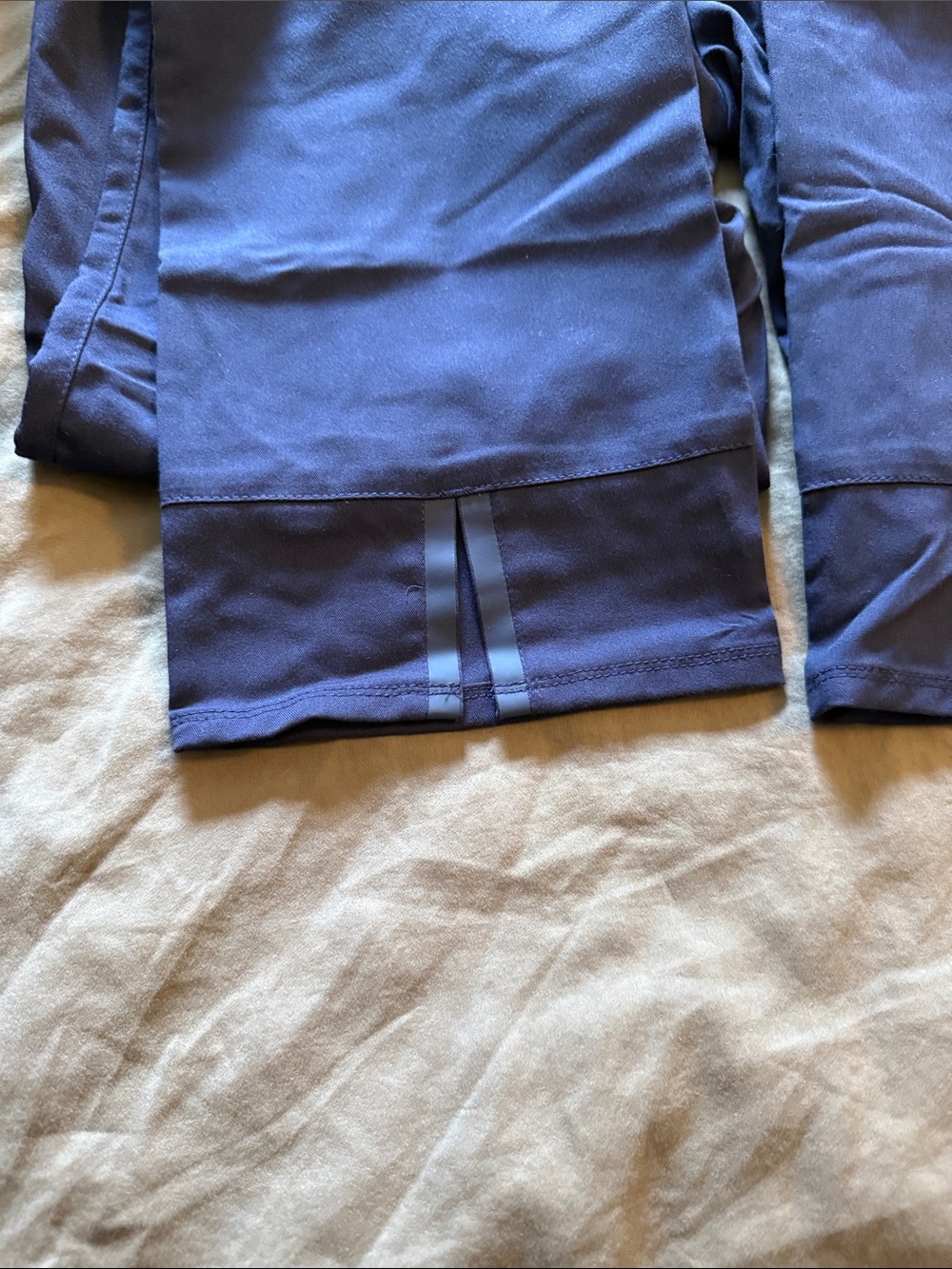 Grey’s Anatomy Navy Blue Scrub Pants - Picture 5 of 6